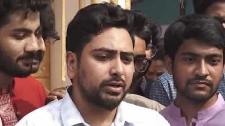 তিতুমীর কলেজ ইস্যুতে নাহিদ, ‘এই মুহূর্তে অনেক কিছুই করা সম্ভব না’